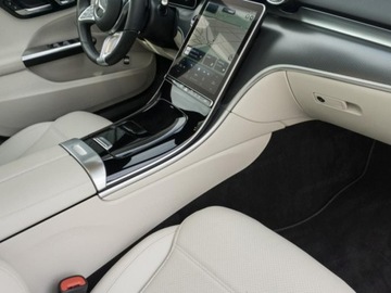 Mercedes Klasa C W206 Limuzyna 1.5 200 204KM 2025 MERCEDES-BENZ C Klasa 200 Avantgarde 1.5 (204KM) 2025, zdjęcie 10