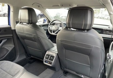 Volkswagen Passat B8 Variant Facelifting 1.5 TSI EVO 150KM 2025 Volkswagen Passat Variant Elegance 1.5 TSI ACT mHEV DSG 1.5 Benzyna 150KM, zdjęcie 19