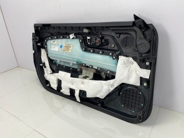 Обивка правой дверной панели Ford Mustang VI 2015+ США