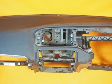 Volvo V40 II Deska Rozdzielcza Konsola RHD UK