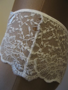 SIMONE PERELE AIDA бюстгальтер белый 75B + шорты (НОВИНКА)