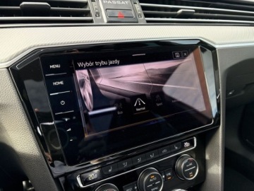 Volkswagen Passat B8 Variant 2.0 TDI BlueMotion SCR 190KM 2019 Volkswagen Passat TDI 190KM Highline R-Line Panorama Kam. 360 Keyless, zdjęcie 21