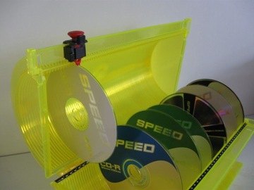 Практичный контейнер STAND BOX на 80 CD/DVD/BDR.