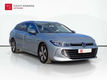 Volkswagen Passat B8 Variant Facelifting 2.0 TDI SCR 150KM 2025 Volkswagen Passat 2.0TDI 150KM Elegance DSG SerwisASO Acc Matrix Navi Hak, zdjęcie 6