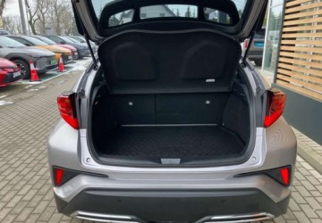 Toyota C-HR I Crossover Facelifting 2.0 Hybrid Dynamic Force 184KM 2020 Toyota C-HR Toyota C-HR 2.0 Hybrid Selection 2.0 Hybryda 184KM, zdjęcie 7