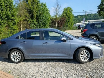 Toyota Corolla XII Sedan 1.5 VVT-i 125KM 2022 Toyota Corolla Kamera ,Led , Bezwypadkowa auris, zdjęcie 12