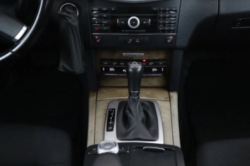 Mercedes Klasa E W212 Kombi 250 CDI BlueEFFICIENCY 204KM 2010 Mercedes E E 250 CDI, 201 KM, Automat, Navi, zdjęcie 15