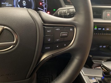 Lexus UX Crossover 250h 184KM 2022 Lexus UX 250h GPF F Sport Design 2WD Lexus UX 250h, zdjęcie 13