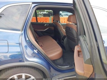 BMW X5 G05 2022 BMW X5 Phev xDrive45E 2022 3.0l 3.0 Hybryda 282KM, zdjęcie 12