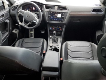 Volkswagen Tiguan II 2023 Volkswagen Tiguan Sel R-Line Black 2023 2.0 Benzyna 184KM, zdjęcie 8