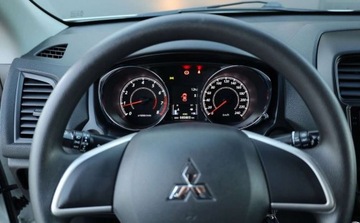 Mitsubishi ASX I SUV Facelifting 2016 1.6 117KM 2017 Mitsubishi ASX Mitsubishi ASX 1.6 2WD 1.6 Benzyna 117KM, zdjęcie 7