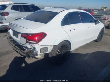 Mercedes Klasa A W177/V177 2020 Mercedes-Benz Klasa A 2020r., A220, od ubezpieczalni 2.0 Benzyna 188KM, zdjęcie 6
