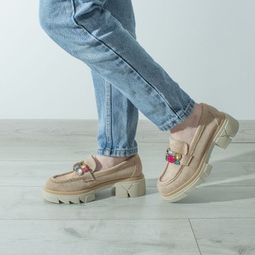 DAMSKIE MOKASYNY BEŻOWE PÓŁBUTY ZAMSZOWE LOAFERSY KAMIENIE NA PLATFORMIE