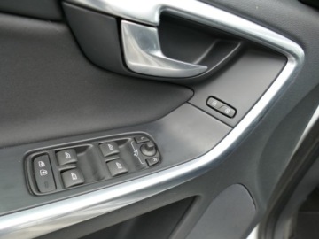 Volvo XC60 I SUV Facelifting 2.0 D4 DRIVE-E 181KM 2014 Volvo XC 60 Lift D4 Automat Perfekt 2.0 Diesel 181KM, zdjęcie 13