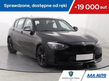 BMW Seria 1 F20-F21 Hatchback 5d 116i 136KM 2012 BMW 1 116i, Serwis ASO, Klima, Parktronic