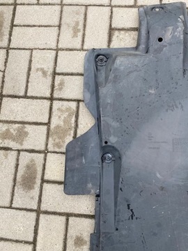 КРЫШКА ПАНЕЛЬ ШАССИ ЛЕВАЯ, AUDI A1 VW 6R0825201