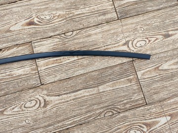 VOLVO V40 15R - НАКЛАДКА ПЕРЕДНЕГО ОКНА