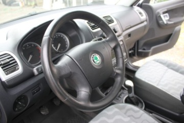 Skoda Roomster Mikrovan 1.6 i 16V 105KM 2007 Skoda Roomster Skoda Roomster I 1.6 105KM Stan BDB Grzane Fotele Udokument, zdjęcie 11