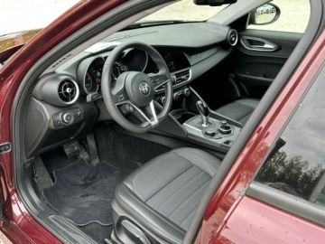 Alfa Romeo Giulia II Sedan 2.0 Turbo 200KM 2019 Alfa Romeo Giulia 2.0 Turbo 16v Super 200KM A/T!, zdjęcie 9