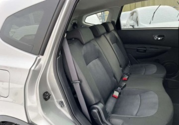 Nissan Qashqai I Crossover 2.0 140KM 2010 Nissan Qashqai2 panorama 7- osobowy 2.0 Benzyna 141KM, zdjęcie 32