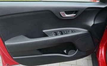 Kia Stonic I Crossover 1.0 T-GDI 120KM 2018 Kia Stonic 1.2 T-GDI 120 KM EDITION Nawigacja Kamera Klimatronik Benzyna, zdjęcie 17