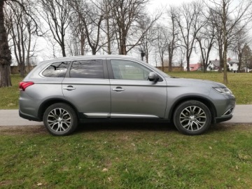 Mitsubishi Outlander III SUV Facelifting 2015 2.0 MIVEC 150KM 2016 Mitsubishi Outlander III 2.0 Intense+//4WD//Aut.//LPG//7-os, zdjęcie 13