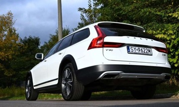 Volvo V90 II Kombi 2.0 D4 190KM 2019 Volvo V90 Cross Country Cross Country Brazowe ..., zdjęcie 19