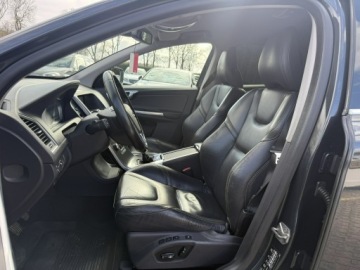 Volvo XC60 I SUV Facelifting 2.0 D4 DRIVE-E 181KM 2013 Volvo XC 60 2,0 diesel D4 181KM skóry, zdjęcie 4