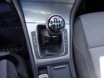 Volkswagen Golf VII Hatchback 3d 1.6 TDI-CR DPF 105KM 2013 VOLKSWAGEN GOLF VII 1.6 TDI Z NIEMIEC ZAREJESTROWANY, zdjęcie 16