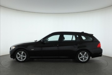 BMW Seria 3 E90-91-92-93 Touring E91 2.0 318d 143KM 2012 BMW 3 318 d, Xenon, Bi-Xenon, Klima, Klimatronic, zdjęcie 2