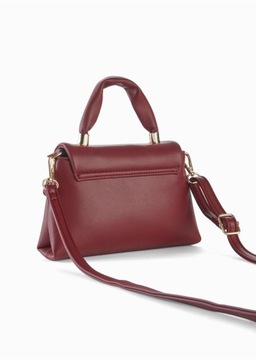 МАЛЕНЬКАЯ СУМКА НА ПЛЕЧЕ ___