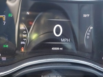 Jeep Grand Cherokee IV 2018 Jeep Grand Cherokee 2018 JEEP GRAND CHEROKEE ALTITUDE 4X2 3.6 Benzyna 293KM, zdjęcie 10