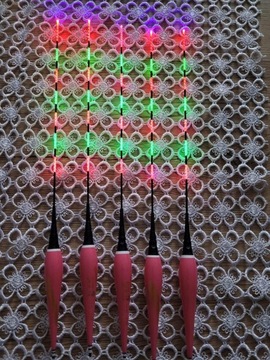 Светящийся поплавок — 2,2 грамма + батарейка CR425 + трубка