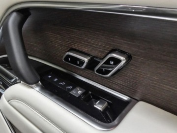 Land Rover Range Rover V SWB PHEV 3.0 460e 460KM 2026 LAND ROVER Range Rover P460e HSE 3.0 (460KM) 2026, zdjęcie 13