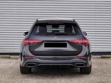 Mercedes Klasa C W520 2026 220 d 4M Pakiet AMG Premium + Pakiet Night + Kamera 360 +Digital Light, zdjęcie 2