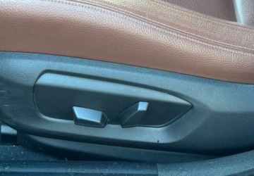 BMW Seria 5 F10-F11 Touring Facelifting 520d 190KM 2015 BMW Seria 5 2.0 190 KM Biksenon Skora x-Drive 2.0 Diesel 190KM, zdjęcie 22