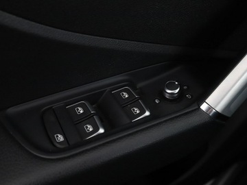 Audi Q2 SUV 1.5 35 TFSI 150KM 2020 Audi Q2 Automat grzane fotele Full LED PDC klima, zdjęcie 33