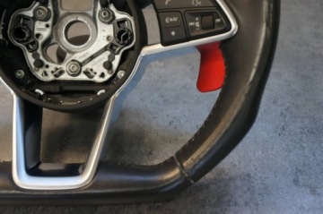 РУЛЕВОЕ КОЛЕСО ОБРЕЗАННАЯ КОЖАНАЯ AUDI TT TTS 8S НАКЛАДКИ 8S0419091E