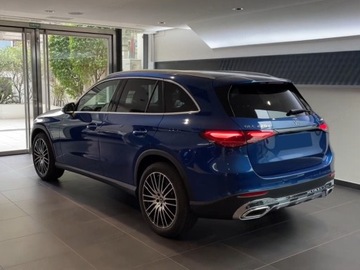 Mercedes GLC C254/X254 Coupe 2.0 220d 197KM 2025 GLC 220 d 4-Matic Avantgarde 2.0 (197KM) 2025, zdjęcie 3