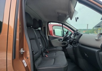 Renault Trafic III Furgon 1.6 Energy dCi 125KM 2018 Renault Trafic Salon PlL2H1Nadmuchy cieple i zimneSerwisowanyGwarancja, zdjęcie 15