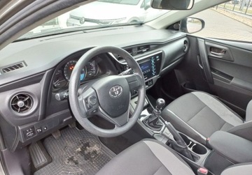 Toyota Auris II Hatchback 5d Facelifting 1.6 Valvematic 132KM 2016 Toyota Auris 1,6 16V 132kM Klimatronik,Opony zimowe,Salon Polska 1.6 132KM, zdjęcie 8