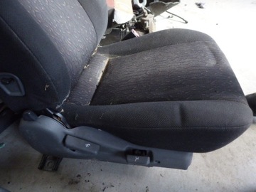 COLT V 96-04 SEDADLO PRAVÝ PŘEDNÍ SPOLUJEZDCE AIRBAG ULOŽENÍ SEDADLA