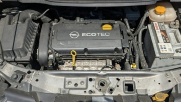 Opel Zafira B 1.6 Twinport ecoFLEX 115KM 2011 Opel Zafira 1.6i 116PS OPŁACONY Bezwypadkowy, zdjęcie 37