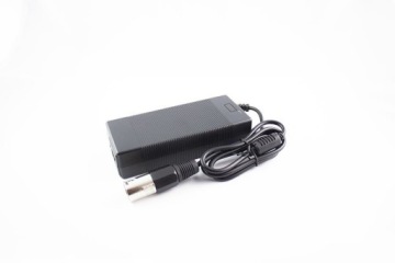 Nabíječka 48V 2A 13S SilentCharger (54,6V max) Xlr