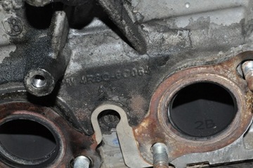 JAGUAR S-TYPE 2004 LEVÝ STRANA HLAVA MOTORU