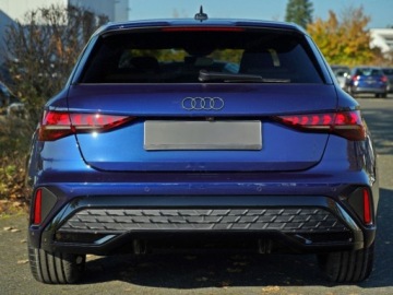 Audi A3 8Y Sportback Facelifting 1.5 35 TFSI 150KM 2026 AUDI A3 35 TFSI S Line Sportback Hatchback 1.5 (150KM) 2026, zdjęcie 1