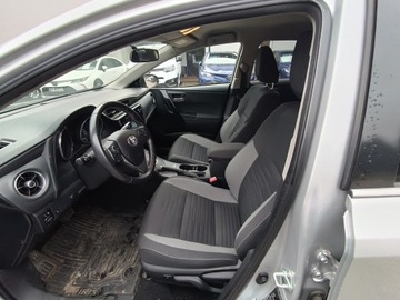 Toyota Auris II Hatchback 5d Facelifting 1.8 Hybrid 136KM 2015 Toyota Auris II (2012-) Hybrid 135 Comfort Style, zdjęcie 7
