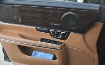 Jaguar XJ VII X351 Sedan SWB 3.0L V6D 600 275KM 2015 Jaguar XJ Jaguar XJ 3.0 V6 S Premium Luxury 3.0 Diesel 275KM, zdjęcie 17