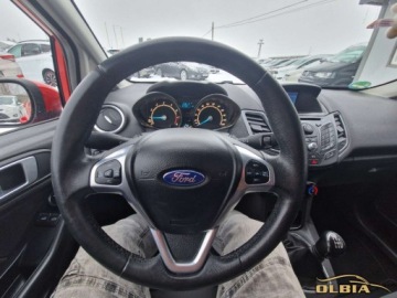 Ford Fiesta VII Hatchback 3d Facelifting 1.0 EcoBoost 100KM 2014 Ford Fiesta Pakiet zewnetrzny ST-line, Nawigacja Super utrzymana Benzyna, zdjęcie 6