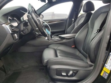 BMW Seria 5 G30-G31 2018 BMW Seria 5 530e 2018 2.0 Hybryda 248KM, zdjęcie 7